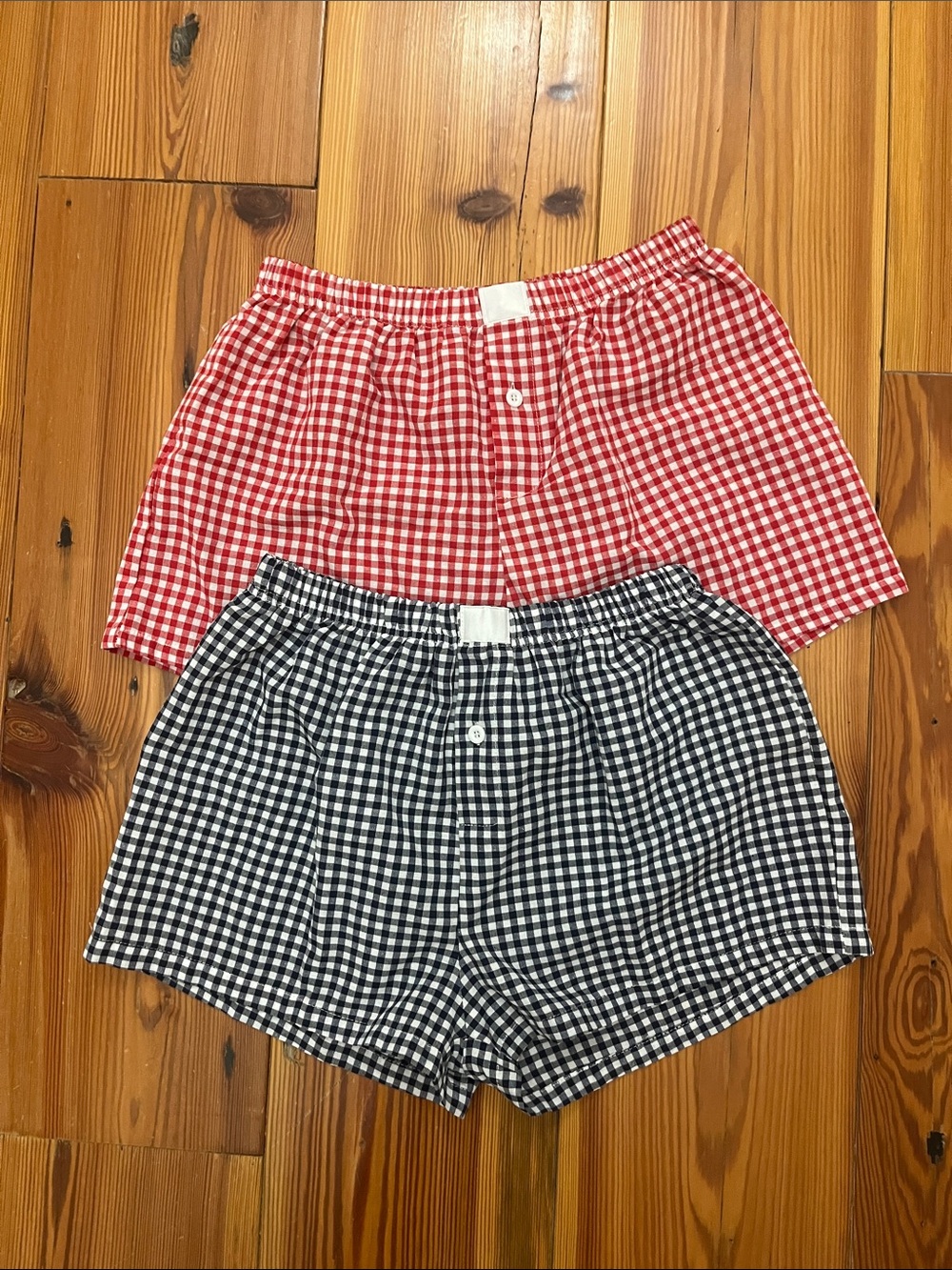Gingham Elastic-Waist Women’s Shorts - Red & Black